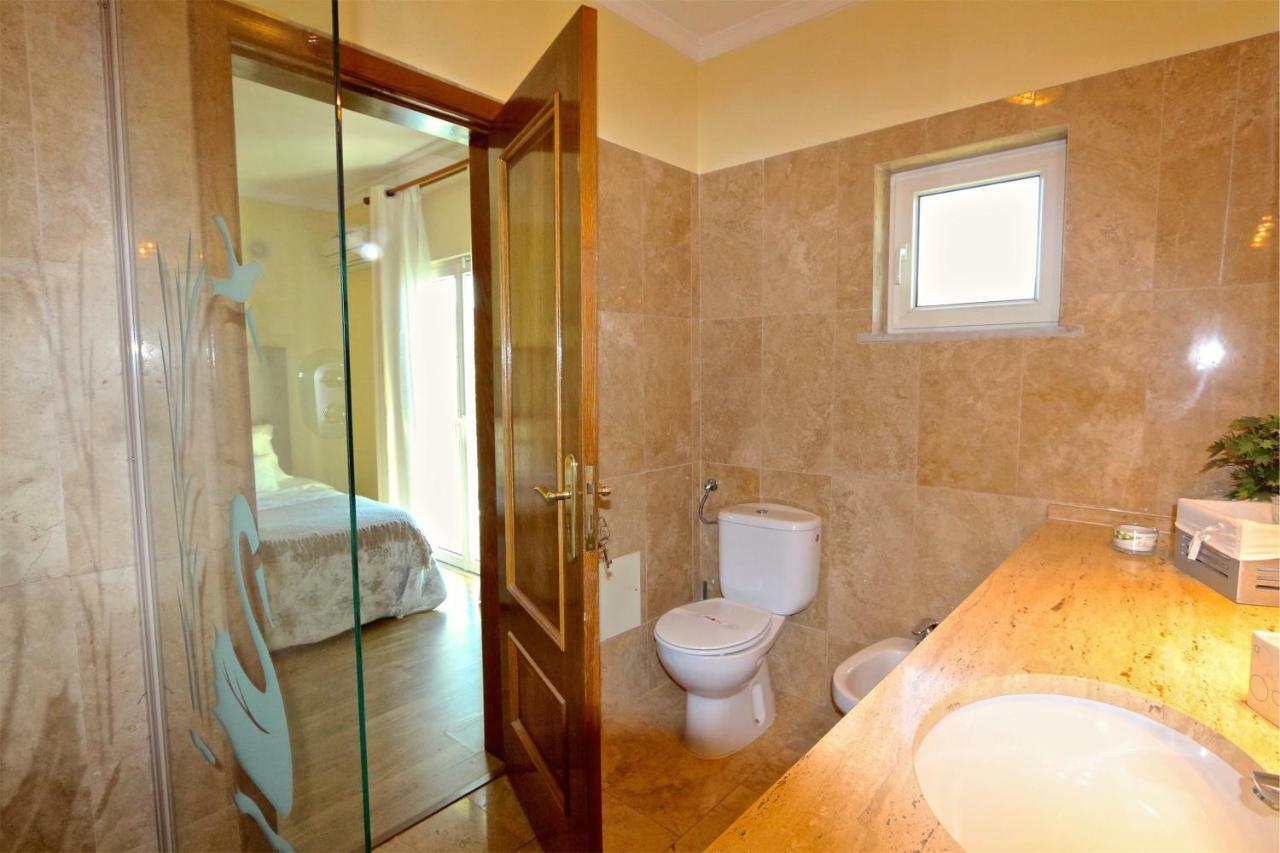 Villa Heloise 139 - Clever Details Виламура Екстериор снимка